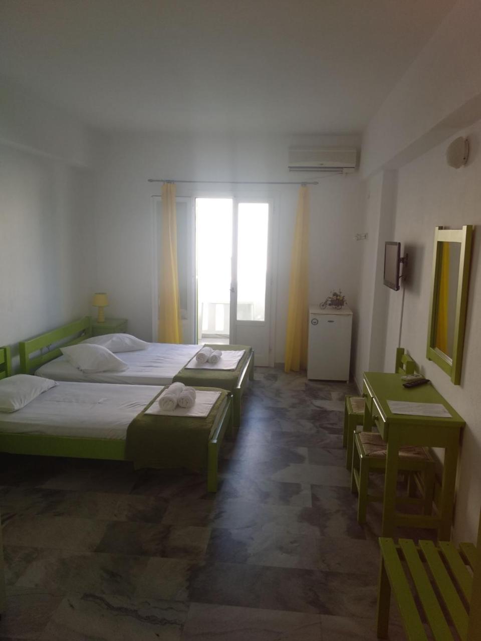 Otel Siren And Páros
